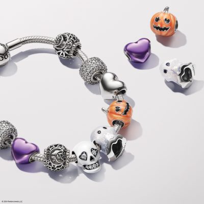 Pandora Campaign 152 Unlock Spooky Styles Halloween Charms Await EN 1080x1080 1